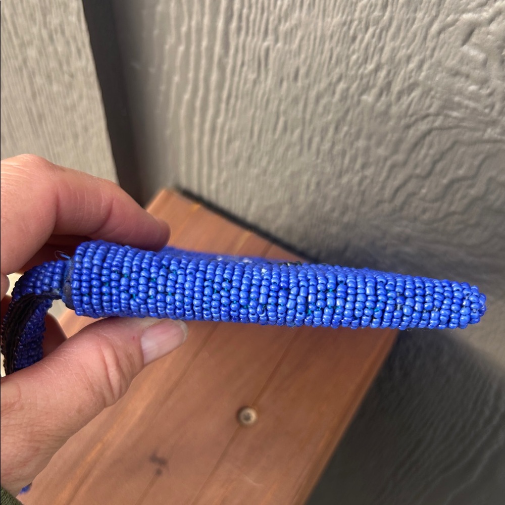 Beaded Blue Turtle Wristlet Clutch - Picture 12 of 13